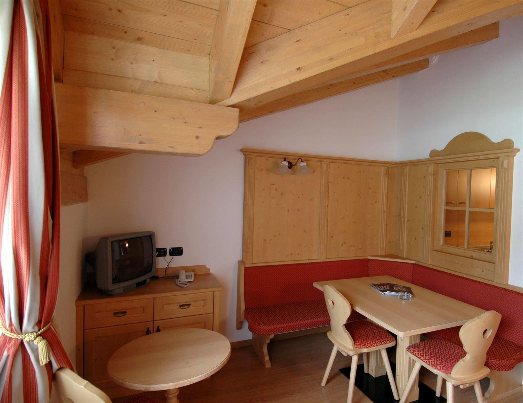 Residence Pez Gajard San Martino Di Castrozza Extérieur photo